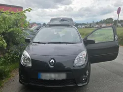 Schwarz Gebraucht 2011 Renault Twingo Night&Day Kleinwagen | 2.600 €