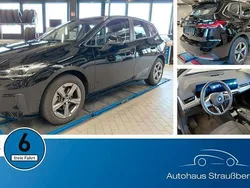 Schwarz Gebraucht 2024 BMW 218 Active Tourer Luxury Line Van / Kleinbus | 26.390 € (Superpreis)