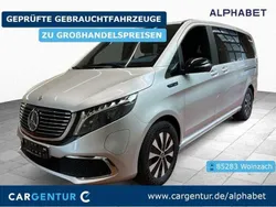 Brillantsilber (metallic) Gebraucht 2022 Mercedes EQV300 Kombi | 35.590 € (Superpreis)