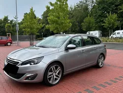 Silber Gebraucht 2015 Peugeot 308 Allure Kombi | 7.500 € (Fairer Preis)