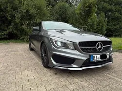 Grau Gebraucht 2015 Mercedes CLA200 Shooting Brake AMG Kombi | 16.250 € (Fairer Preis)