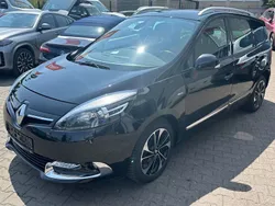 Schwarz Gebraucht 2014 Renault Scénic III Bose Edition Van / Kleinbus | 9.500 € (Etwas zu teuer)