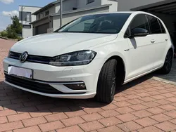 Weiß Gebraucht 2019 VW Golf VII IQ Drive Limousine | 16.200 € (Guter Preis)