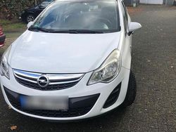 Weiß Gebraucht 2012 Opel Corsa Selection Kleinwagen | 4.300 € (Fairer Preis)