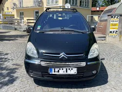 Schwarz Gebraucht 2010 Citroën Xsara Picasso Exclusive Van / Kleinbus | 1.799 € (Guter Preis)