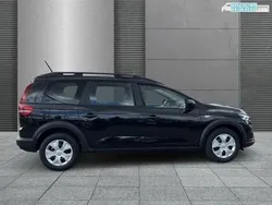 Perlmuttschwarz Neu 2024 Dacia Jogger Essentiel Kombi | 18.850 € (Superpreis)