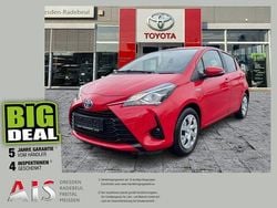 Super red 5 Gebraucht 2018 Toyota Yaris Hybrid Business Edition Kleinwagen | 12.770 € (Guter Preis)