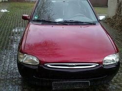 Rot metallic Gebraucht 1997 Ford Escort Ghia Kombi | 700 € (Fairer Preis)
