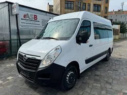Mineral/polar weiss (055p) Gebraucht 2018 Opel Movano Van | 22.999 €