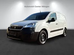 Weiß Gebraucht 2017 Peugeot Partner Comfort plus Van / Kleinbus | 10.990 € (Fairer Preis)