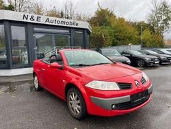 Rot Gebraucht 2008 Renault Mégane Cabriolet Exception Cabrio | 1.990 € (Fairer Preis)