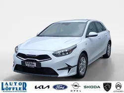 Cararraweiß Neu 2025 Kia Ceed Vision Limousine | 22.907 € (Fairer Preis)