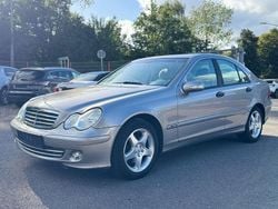 Silber Gebraucht 2004 Mercedes C180 Limousine | 3.999 € (Fairer Preis)