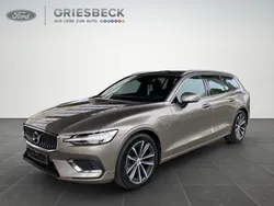 Pebble grey / metallic Gebraucht 2022 Volvo V60 Core Kombi | 37.420 € (Fairer Preis)