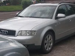 Silber Gebraucht 2002 Audi A4 Kombi | 1.400 € (Guter Preis)