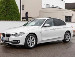 Weiß Gebraucht 2013 BMW 320 Sport Line Limousine | 10.400 € (Guter Preis)