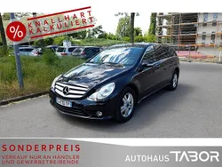 Obsidianschwarz metalliclack Gebraucht 2008 Mercedes R320 Van / Kleinbus | 8.385 € (Fairer Preis)