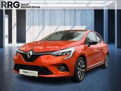 Orange Gebraucht 2022 Renault Clio V Zen Limousine | 10.990 € (Guter Preis)