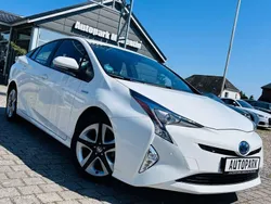 Weiß Gebraucht 2016 Toyota Prius Executive Kleinwagen | 16.889 € (Fairer Preis)