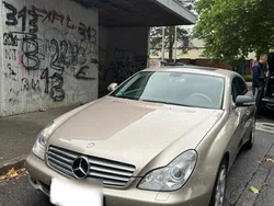 Gold Gebraucht 2005 Mercedes CLS320 Limousine | 11.000 € (Teuer)