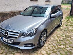 Silber Gebraucht 2014 Mercedes E200 Avantgarde Limousine | 16.000 € (Fairer Preis)