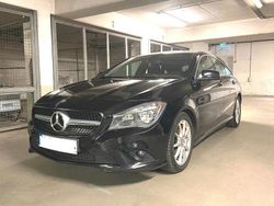 Schwarz Gebraucht 2015 Mercedes CLA200 Shooting Brake Kombi | 9.900 € (Fairer Preis)