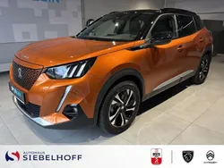 Orange Gebraucht 2021 Peugeot e-2008 GT SUV | 19.220 € (Fairer Preis)