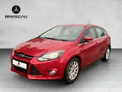 Rot Gebraucht 2011 Ford Focus Titanium Limousine | 4.490 € (Guter Preis)