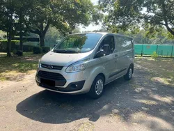 Grau Gebraucht 2017 Ford Transit Custom Van / Kleinbus | 9.200 €