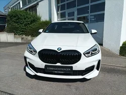 Weiß Gebraucht 2021 BMW 118 M Sport Kleinwagen | 22.980 € (Fairer Preis)