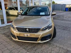 Gold Gebraucht 2018 Peugeot 308 Allure Kleinwagen | 10.990 € (Fairer Preis)