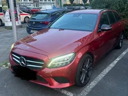Rot Gebraucht 2019 Mercedes C200 Kombi | 22.000 €