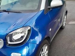 Blau Gebraucht 2016 Smart ForTwo Coupé Coupé | 7.777 € (Guter Preis)