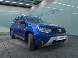 Blau Gebraucht 2020 Dacia Duster Celebration SUV | 18.388 € (Fairer Preis)