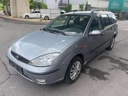 Silber Gebraucht 2004 Ford Focus Futura Kombi | 300 € (Superpreis)