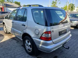 Grau Gebraucht 2002 Mercedes ML270 SUV | 1.450 € (Teuer)