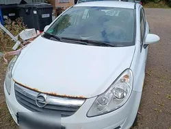 Weiß Gebraucht 2008 Opel Corsa Kleinwagen | 1.700 €