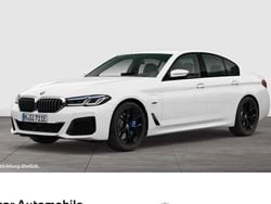 Weiß Gebraucht 2021 BMW 545e M Sport Limousine | 43.999 € (Fairer Preis)