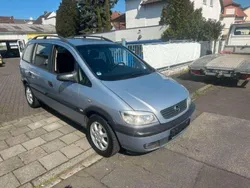 Silber Gebraucht 1999 Opel Zafira Comfort Van / Kleinbus | 1.799 € (Fairer Preis)