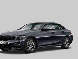 Grau Gebraucht 2021 BMW 320e M Sport Limousine | 29.999 €