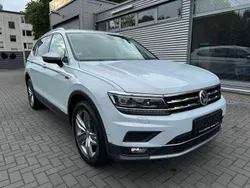 White silver metallic Gebraucht 2017 VW Tiguan Allspace Highline SUV | 25.900 €