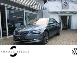 Quarzgrau Gebraucht 2019 Skoda Superb Premium Edition Limousine | 24.690 € (Fairer Preis)