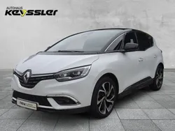 Perlmuttweiß und blackpearl Gebraucht 2022 Renault Scénic IV Van / Kleinbus | 24.990 € (Teuer)