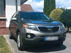 Grau Gebraucht 2011 Kia Sorento SUV | 9.000 € (Teuer)