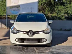 Weiß Gebraucht 2013 Renault Clio IV Initiale Paris Limousine | 6.990 € (Teuer)