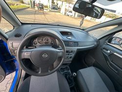 Blau Gebraucht 2005 Opel Meriva Van / Kleinbus | 2.500 € (Fairer Preis)