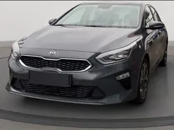 Grau Gebraucht 2019 Kia Ceed Platinum Limousine | 19.349 € (Etwas zu teuer)