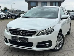 Weiß Gebraucht 2020 Peugeot 308 Allure Kombi | 9.877 € (Superpreis)