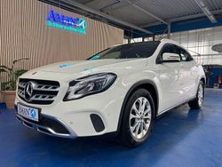 Weiß Gebraucht 2017 Mercedes GLA200 Urban SUV | 17.000 € (Fairer Preis)