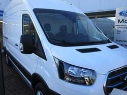 Weiß Gebraucht 2023 Ford E-Transit Trend Van | 42.990 € (Teuer)